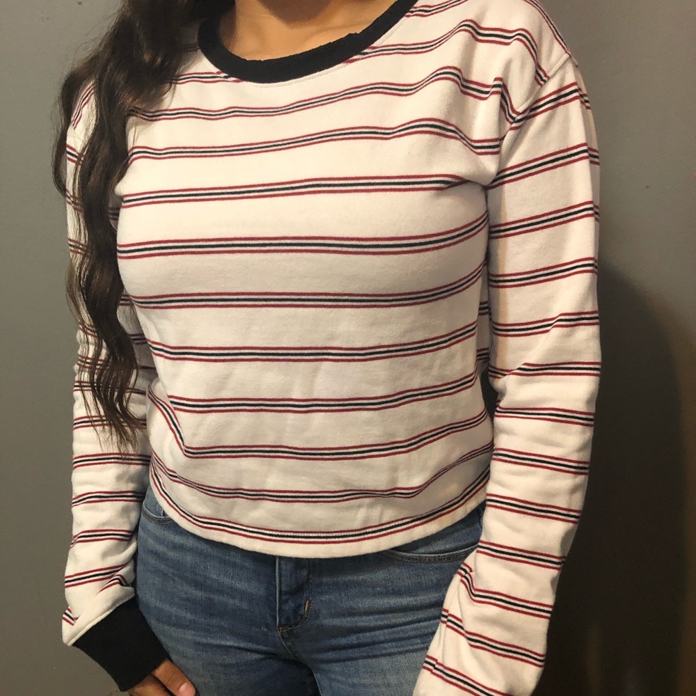 H&M White/Red Sweatshirt